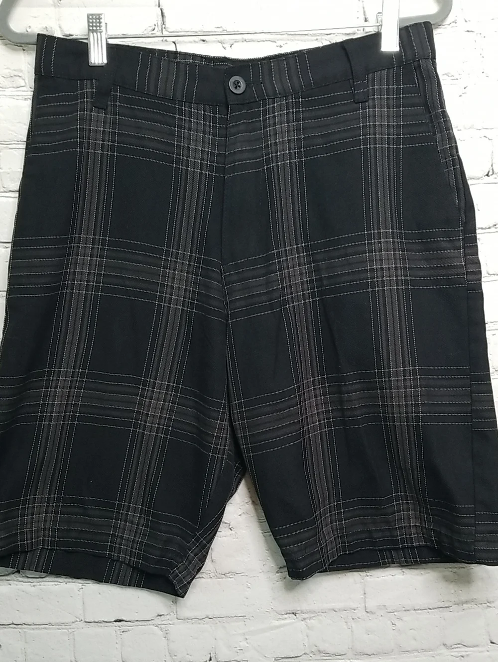 Burnside mens shorts size Small black & gray w/white EUC